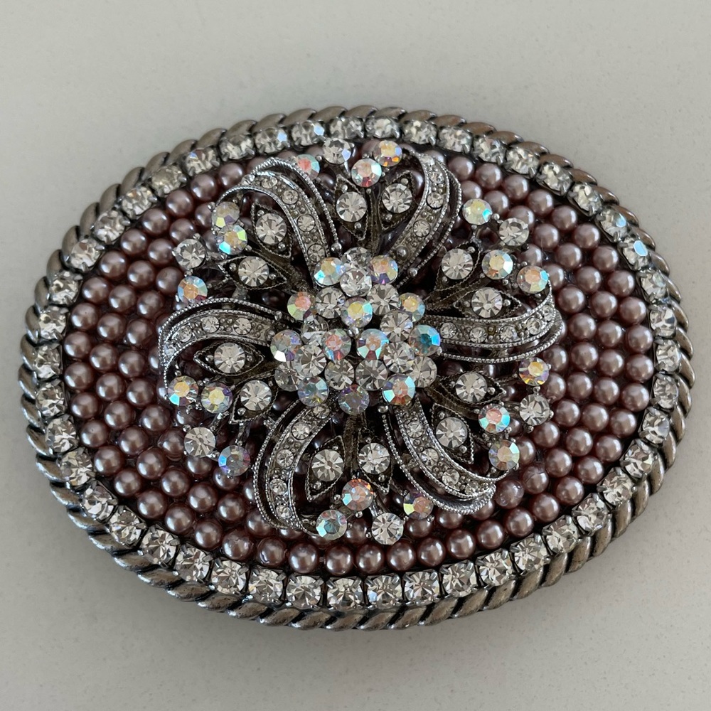 pink and silver rhinestone belt buckle